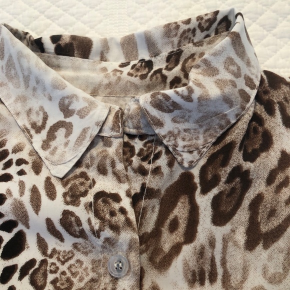 ANIMAL PRINT 3/4 SLEEVE BLOUSE🤎🤍🖤 - Picture 3 of 6